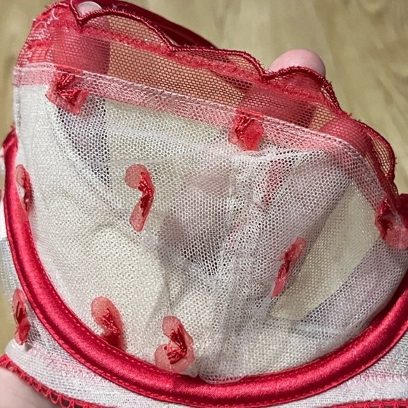 Victoria Secret Mesh Unlined Bra Push Up without padding Sz 34C Women - Picture 6 of 9